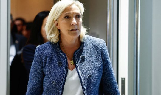 Le Pen prezidentlik şüarını açıqladı