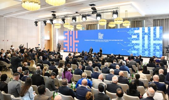 Dövlət başçısı: Coğrafi mövqeyimizin üstünlüklərindən səmərəli istifadə etməyə nail olmuşuq