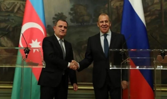 Ceyhun Bayramov Moskvaya gedir