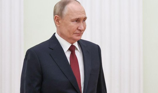 Putinə yaxın milyarderlər pullarını ölkədən çıxarır