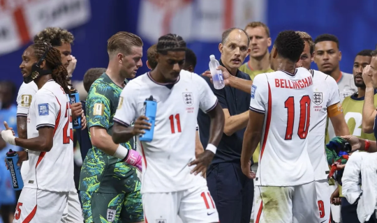 Britaniya kralı ingiltərəli futbolçulara müraciət etdi