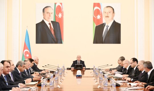 Əli Əsədov nazirlərə tapşırıq verdi