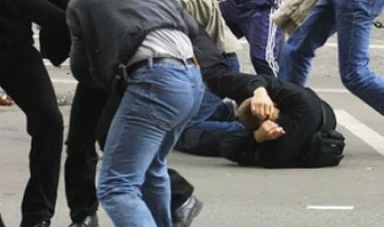 Şəmkirdə iki kişi dalaşdı,&nbsp;qadın xəsarət aldı