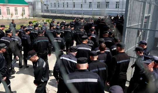 "400 min rubl nağd pul" - Rusiya ordusu cinayətkarları pulla cəbhəyə cəlb edir