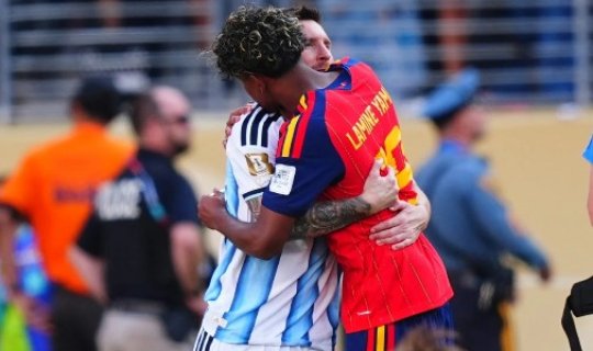 Yamal final oyunundan sonra Messiyə nə dediyini açıqladı