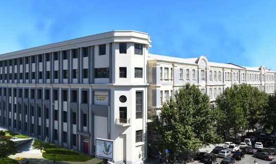 Bu universitetdə 6 kafedra ləğv olundu, 14 yeni müdir təyin edildi
