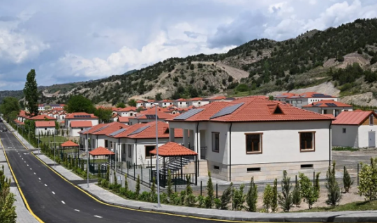 Baş nazir işğaldan azad edilmiş ərazilərlə bağlı yeni qərar imzaladı