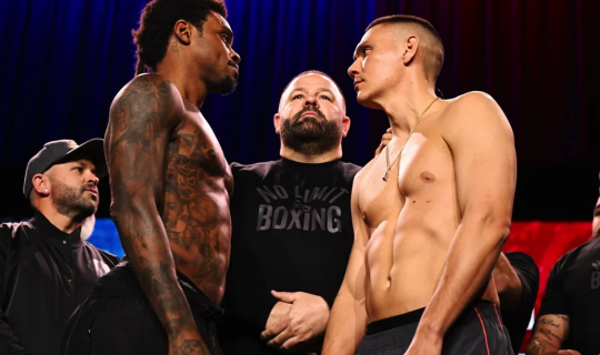 Sidneydə möhtəşəm boks gecəsi: Tim Tszyu Errol Spensi üstələdi