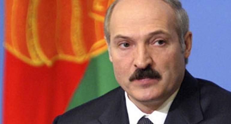 Lukaşenko Putini hədələdi