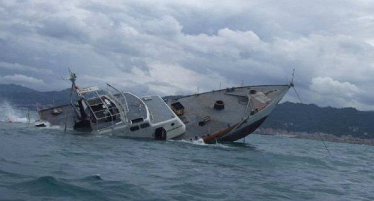 Türkiyə yük gəmisi batdı: Ölənlər var