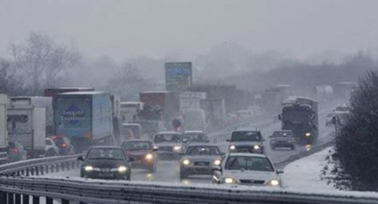 Yol polisi Azərbaycan yollarındakı vəziyyəti açıqladı