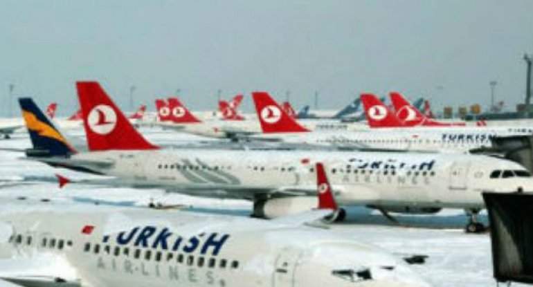 Əlverişsiz hava İstanbul aeroportunun işinə təsir edib