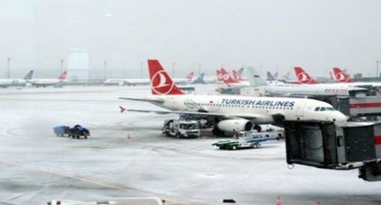 İstanbul-Bakı aviareysi də təxirə salındı