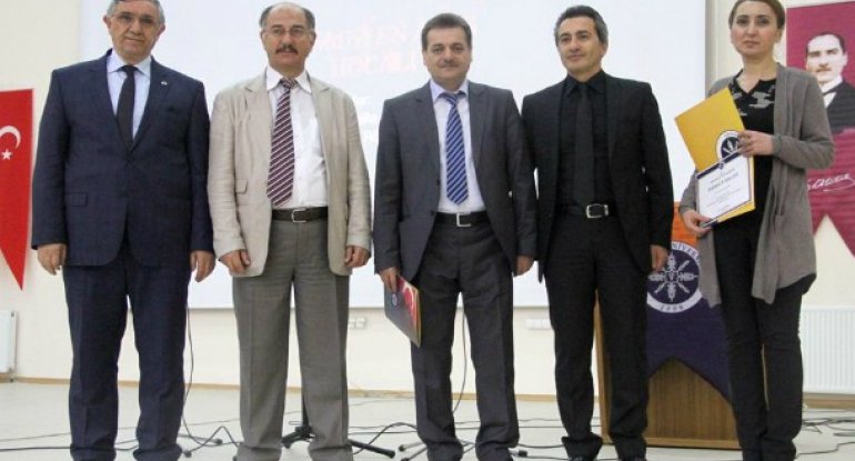 Türkiyə universitetlərində Xocalı faciəsi anıldı