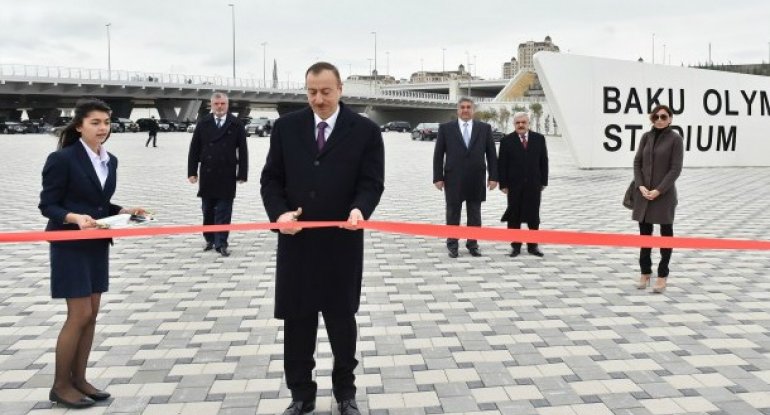 Prezident və xanımı Olimpiya Stadionunun açılışında