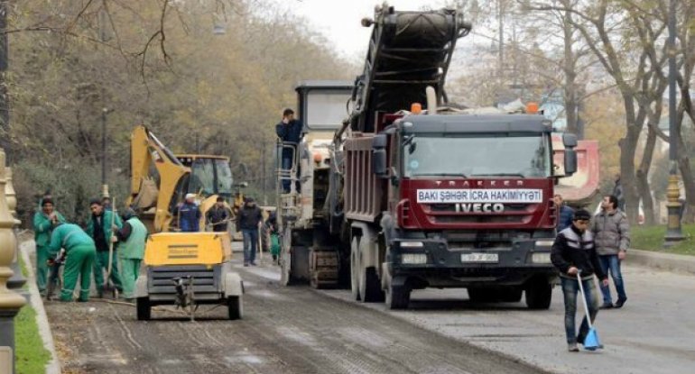 Bakıda daha bir yol təmirə bağlandı