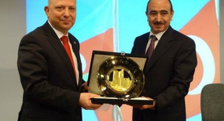 Əli Həsənov Türkiyədə Hüseyn Cavid haqqında keçirilən konfransda iştirak etdi