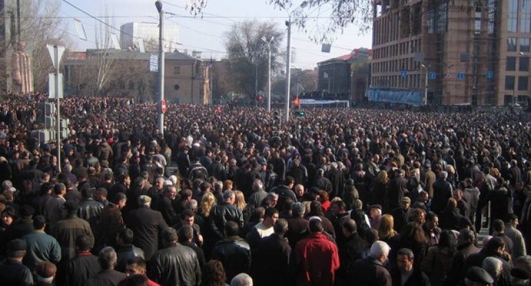 Ermənistanda işsizlərin sayı yenidən artdı