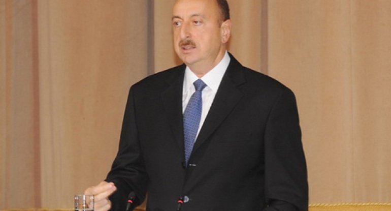 İlham Əliyev İƏT-in baş katibi ilə nahar etdi