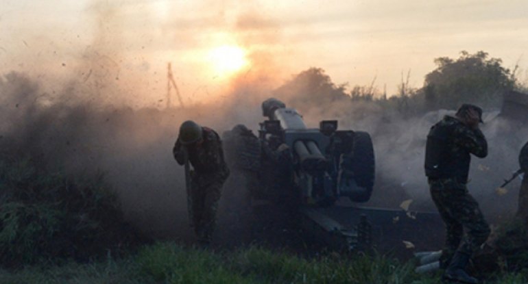 Gecə döyüşləri, bir tank vuruldu