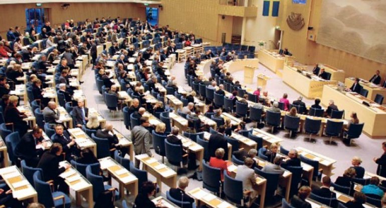 İsveç parlamenti qondarma 