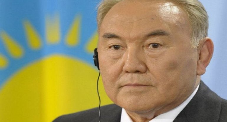 Nazarbayev azərbaycanlını medalla təltif edib