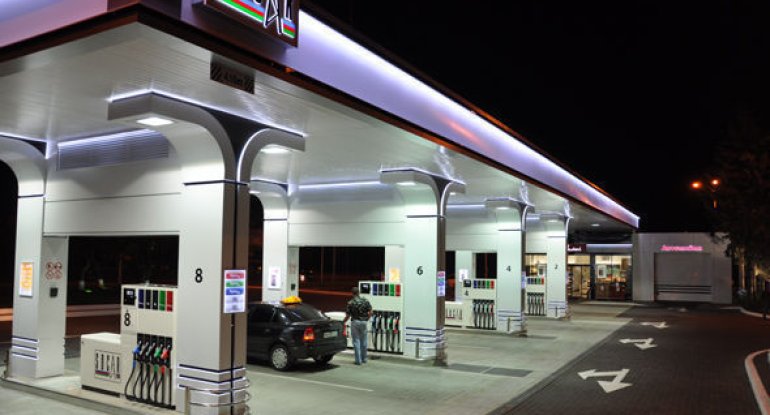 Tbilisidə SOCAR-a basqın olundu