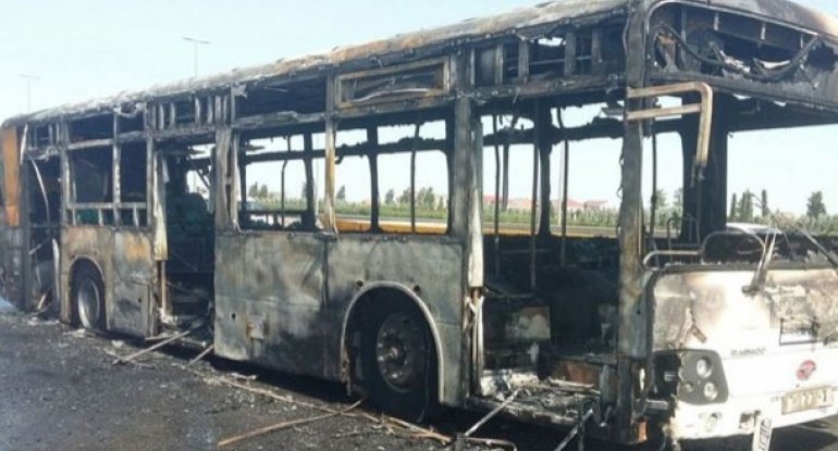 FHN-dən yanan avtobusla bağlı rəsmi