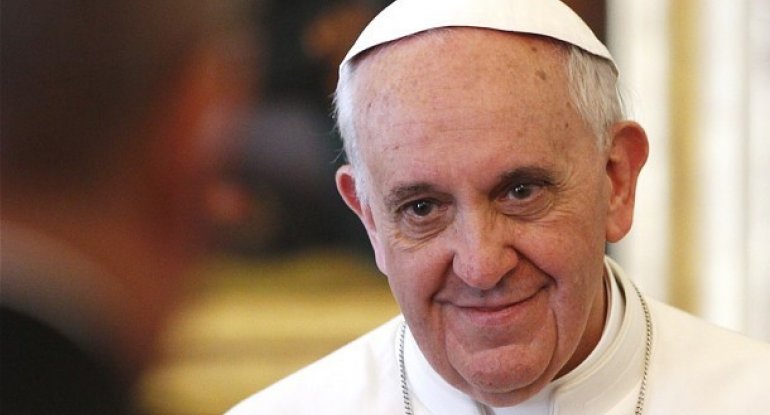 Roma Papası abort edən qadınları bağışladı