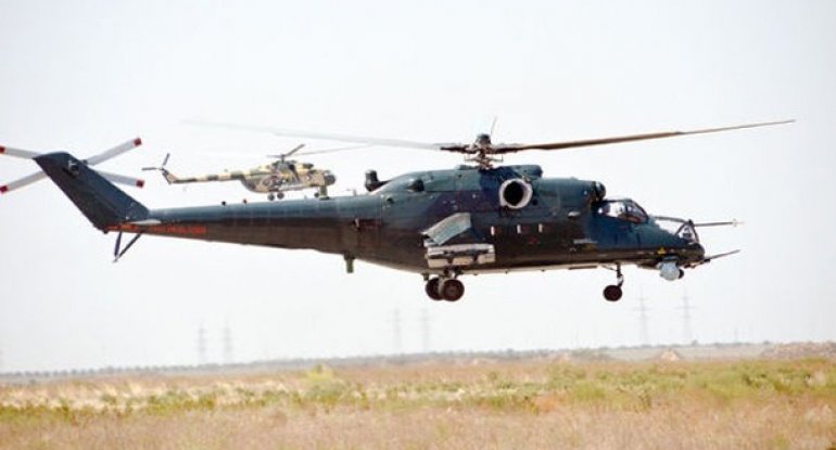 “TurAz Qartalı - 2015”: Döyüş helikopterləri havaya qalxdı