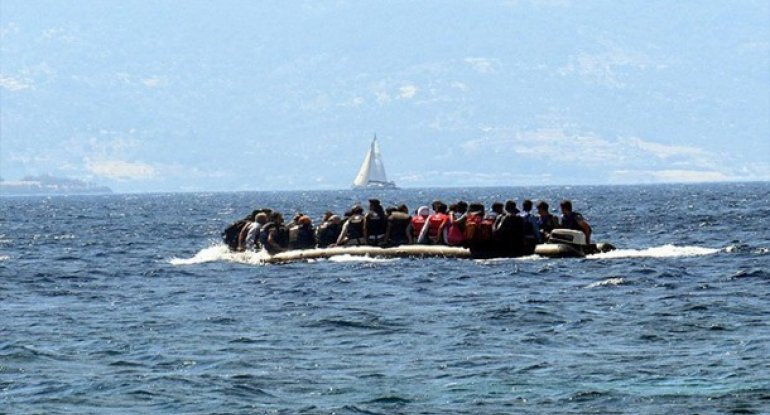 Egey dənizində iki qayığın batması nəticəsində 4-ü uşaq 5 nəfər həyatını itirdi