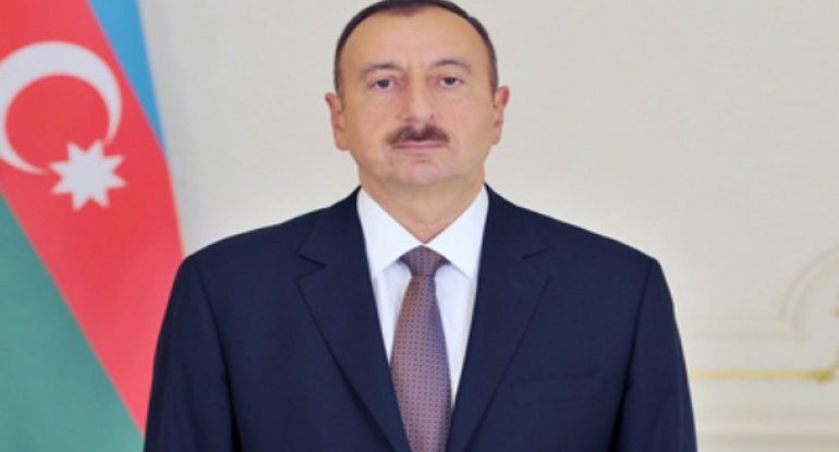 İlham Əliyev Bakı-Sumqayıt qatarının açılışında