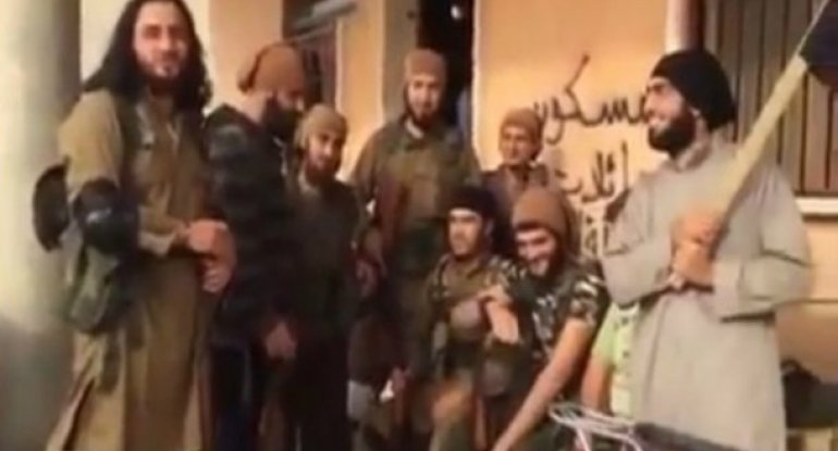 Azərbaycanlı İŞİD-çilərin yeni videosu yayıldı - naşid oxudular