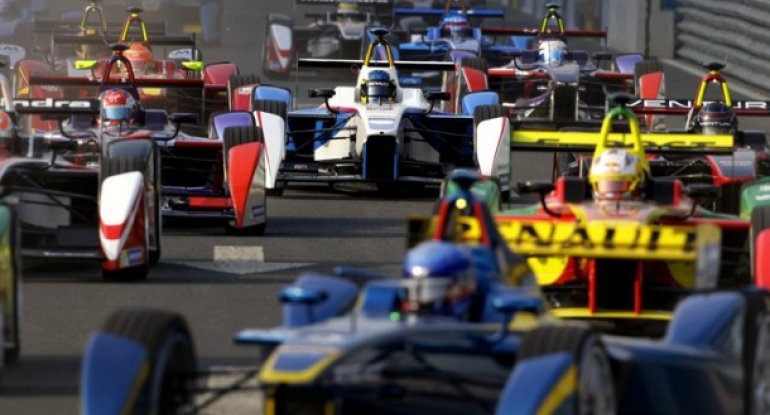 “Formula-1”in Bakı loqosu təqdim olundu