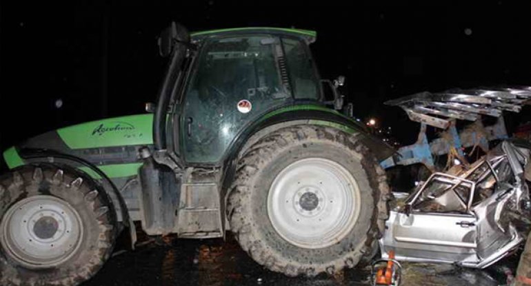Naxçıvanda ata və oğul traktorun içində boğularaq öldü