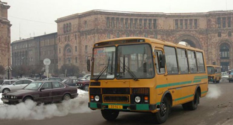 Ermənistan avtobusları Rusiyaya niyə buraxılmır?