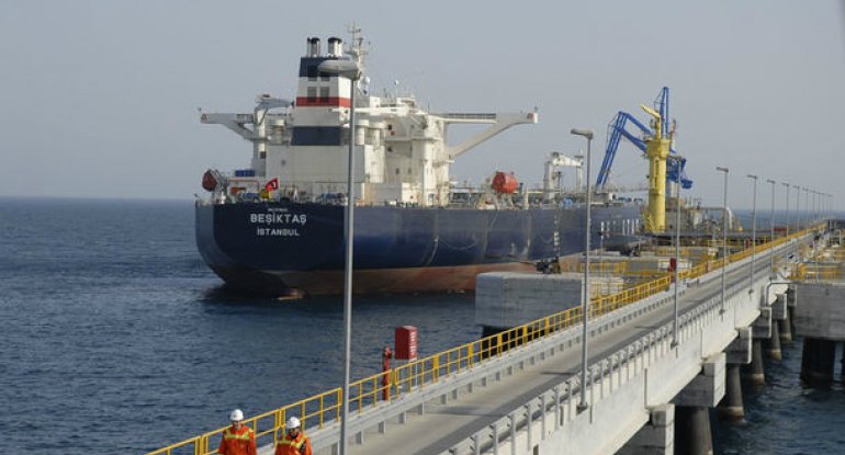 SOCAR: Ceyhan limanından 2 milyon tondan çox neft satıldı