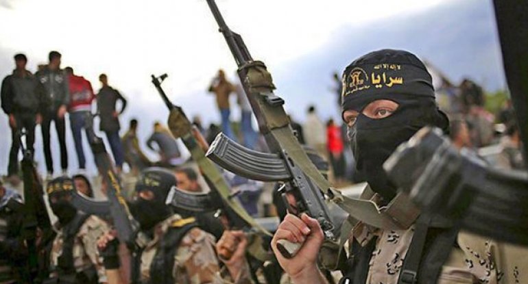 İŞİD bir ildə 14 faiz torpaq itirib