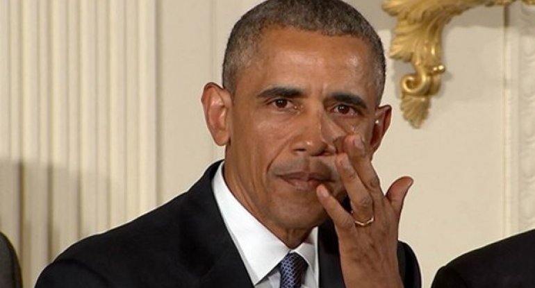 Obama tarixi qərarı açıqlayarkən ağladı