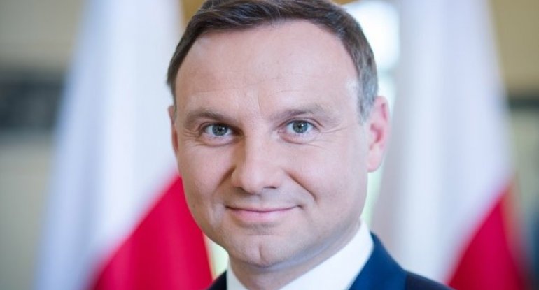 Polşa prezidenti qəzaya düşdü