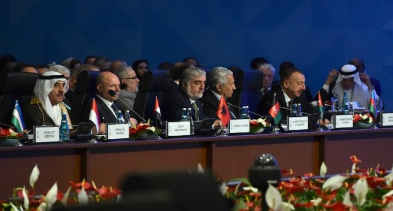 İlham Əliyev: Azərbaycan İslam ölkələri ilə əməkdaşlığı prioritet hesab edir