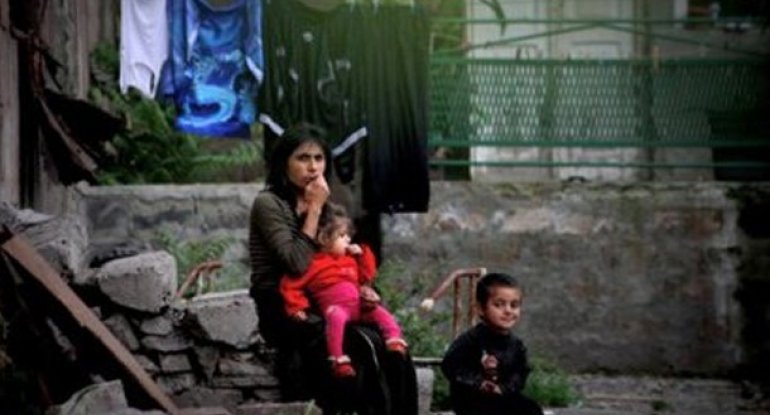 Ermənistan əhalisinin 76%-i yoxsulluq həddindən aşağı yaşayır