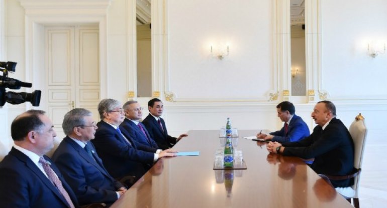 İlham Əliyev Qazaxıstan parlament nümayəndələrini qəbul etdi