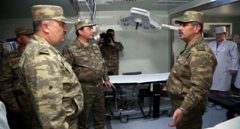 Zakir Həsənov mobil səhra hospitalında
