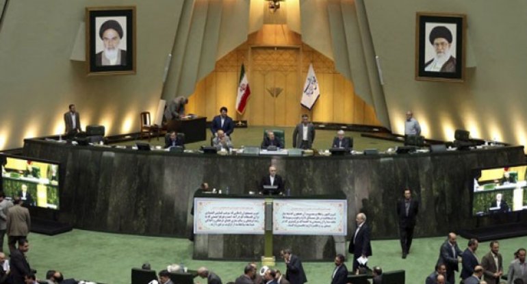 İranda erməni deputatlardan DİN-ə müraciət