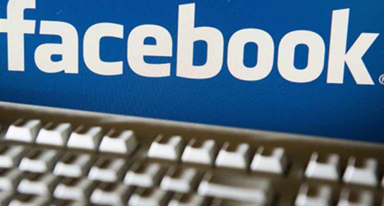 “Facebook” istifadəçilərin danışıqlarını dinləyir