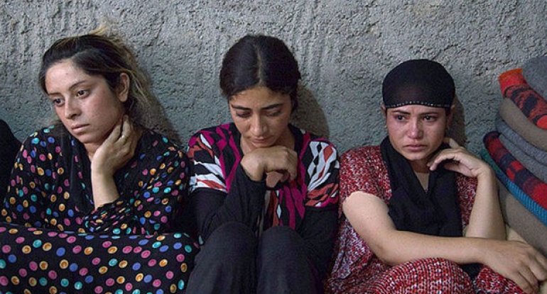 İŞİD 19 qızı diri-diri yandırdı