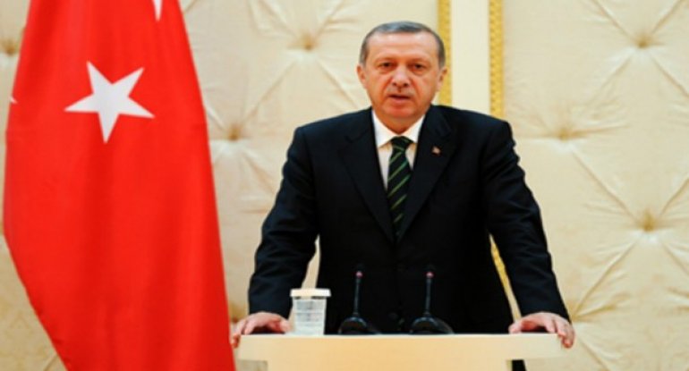 Erdoğan dünya müsəlmanlarına 12 dildə bayram təbriki yazdı