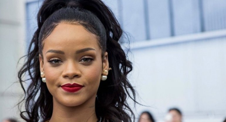 Rihannanın konserti təxirə salındı