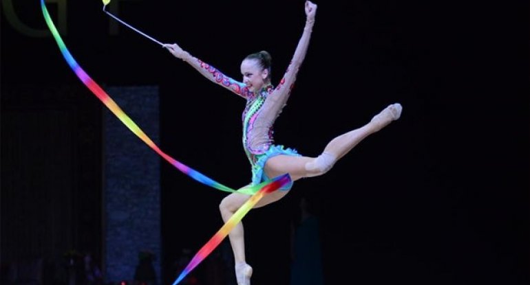 Bakıda bədii gimnastika üzrə Dünya Kuboku yarışlarının ikinci günü başladı